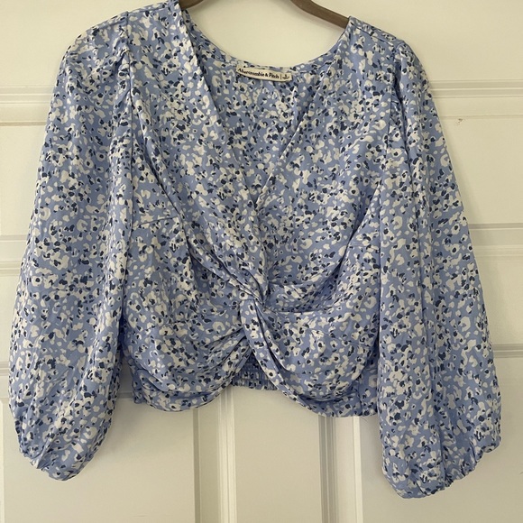 Abercrombie crop - Picture 3 of 4